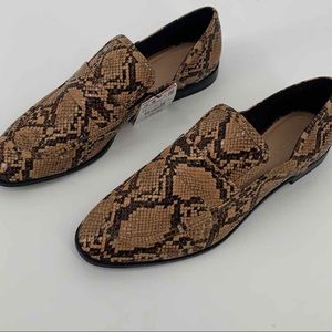 Only worn once almost new